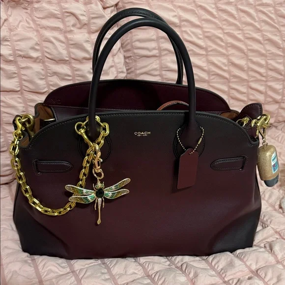 Coach Empire 40 in Merlot - Picture 2 of 16